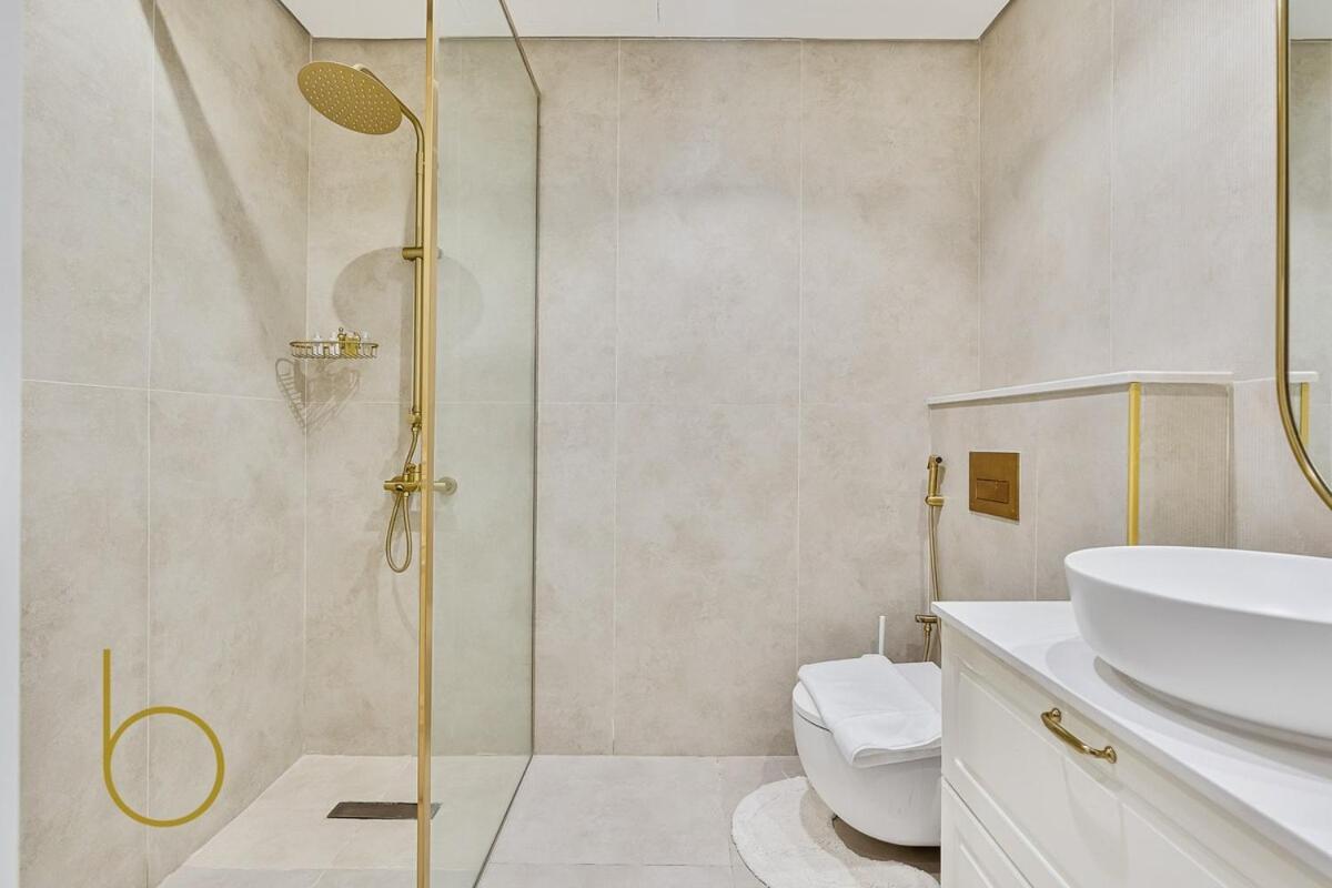 Bookable - Mayas Geneva * Dubai